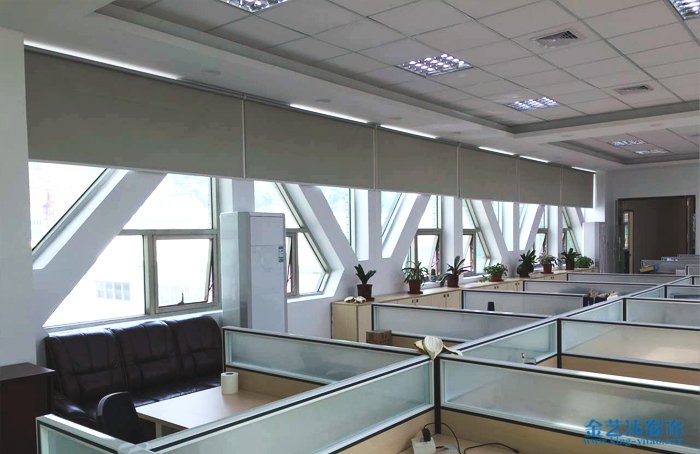 佛山順德大良窗簾工程_紅崗工業(yè)區(qū)榮順電氣辦公室窗簾安裝 佛山順德大良窗簾