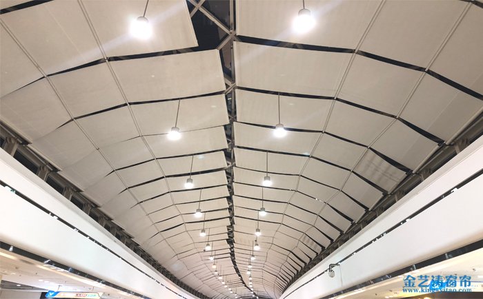 FSS電動天棚簾實景圖——佛山萬達(dá)廣場FSS電動天棚簾 FSS電動天棚簾實景圖