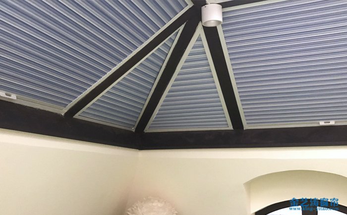 佛山禪城區(qū)綠島湖別墅電動(dòng)蜂巢簾_電動(dòng)天窗窗簾安裝 佛山禪城區(qū)綠島湖別墅電動(dòng)蜂巢簾_電動(dòng)天窗窗簾安裝